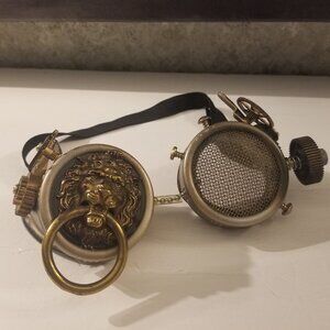 Cyber Goth Cosplay One Of A Kind SteamPunk Vintage Lion Head Goggles With Gears